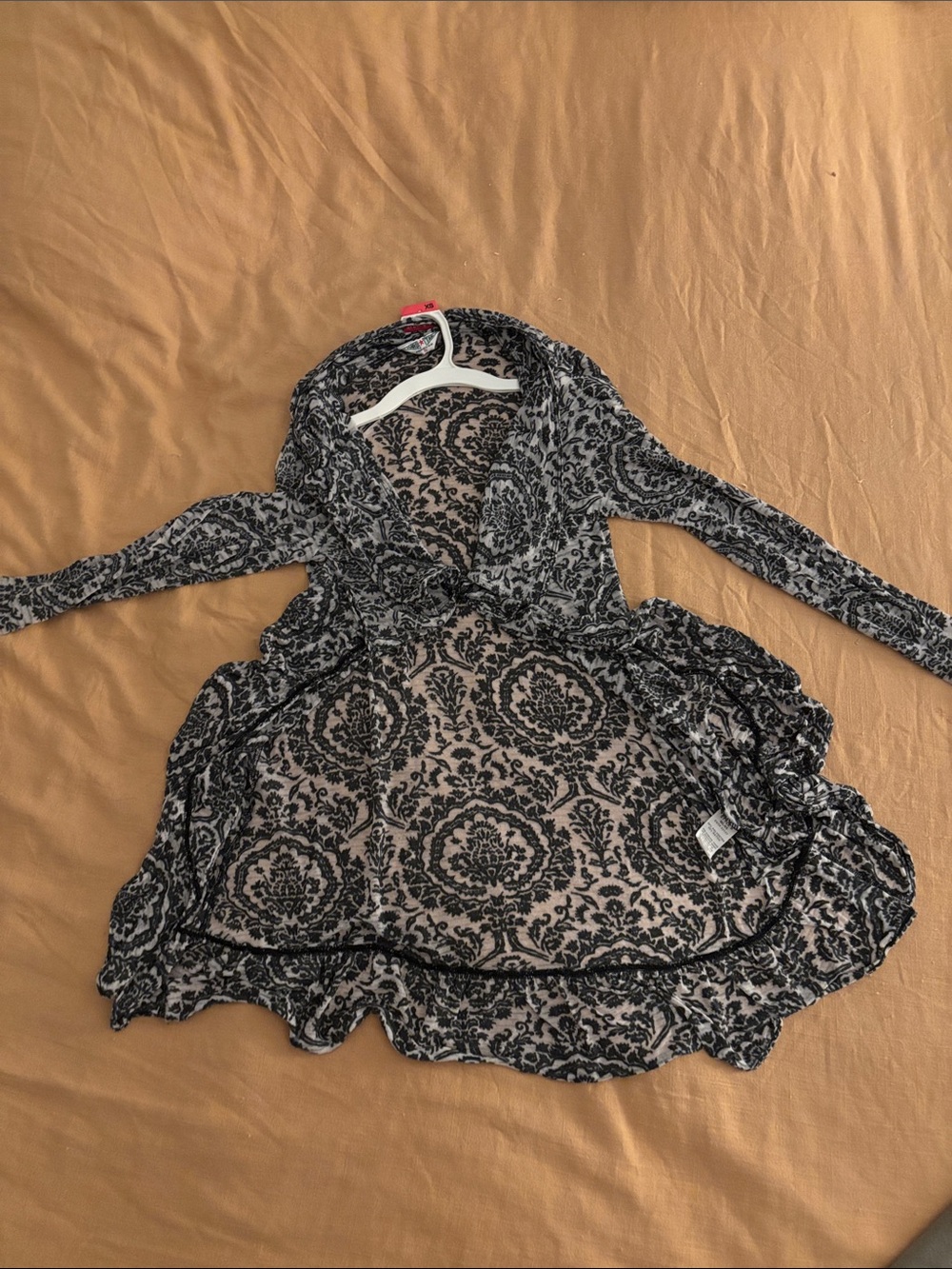 Hard Tail Black & Cream Printed Open Cardigan